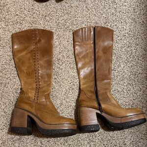 Elegant Tan Leather Heeled Boots